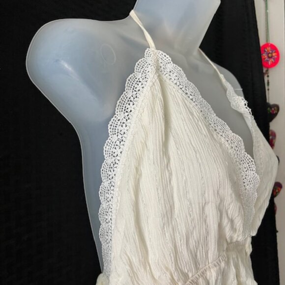 Sexy Sexy! Backless Halter Top - Picture 3 of 5